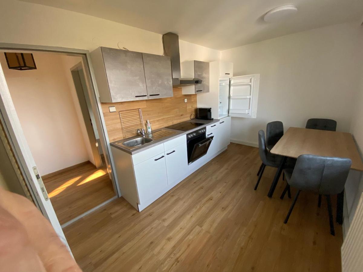Wohnen Im Ehemaligen Kloster In Am Attersee Appartement *