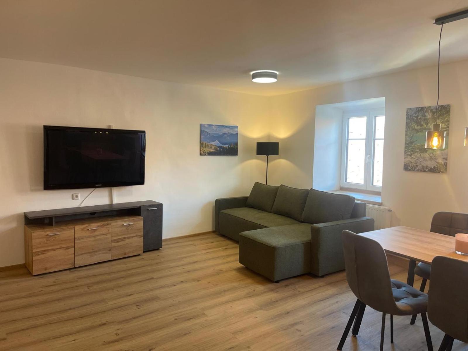 Apartment Wohnen Im Ehemaligen Kloster In Am Attersee Schörfling