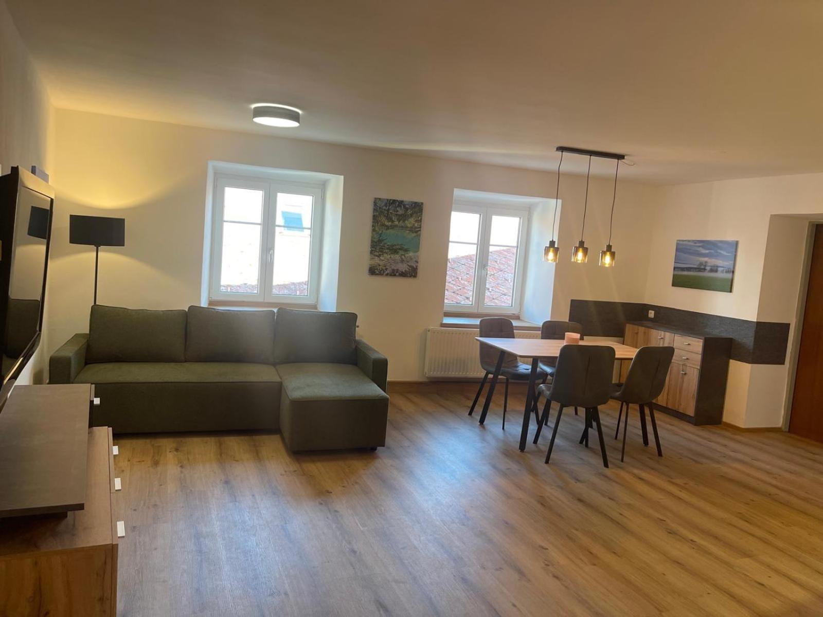 Apartment Wohnen Im Ehemaligen Kloster In Am Attersee